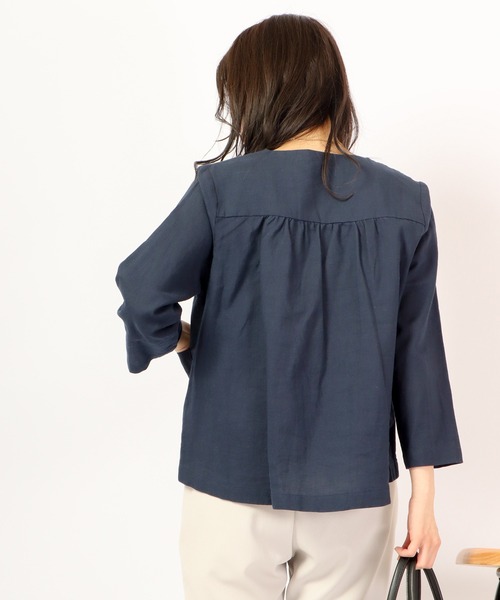 A.N.L（エーエヌエル　レーベル）の「A.N.L 麻１００％　ノーカラーブルゾン　ジャケット（ノーカラージャケット・レディース・チャコールグレー/ベージュ/ネイビー・38）」の17枚目の写真