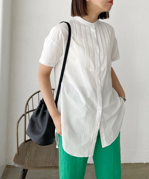 Shelly island(シェリーアイランド)の「ハーフスリーブタックシャツ(シャツ/ブラウス・レディース・ホワイト/ブラック・FREE)」の10枚目の写真