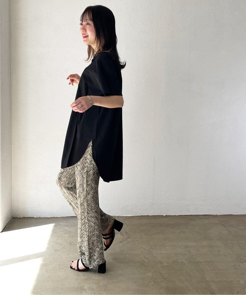 Shelly island(シェリーアイランド)の「ハーフスリーブタックシャツ(シャツ/ブラウス・レディース・ホワイト/ブラック・FREE)」の17枚目の写真