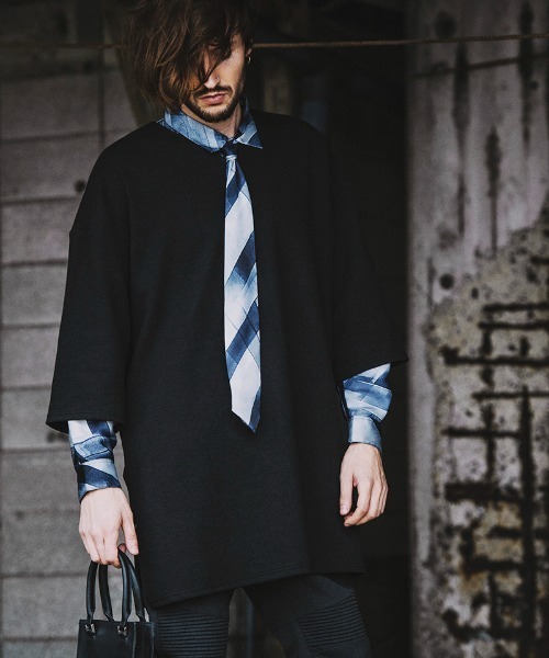 NO ID.(ノーアイディ)の「mlt3898-ハーフスリーブキーネックロングPO プルオーバー(Tシャツ/カットソー・メンズ・ブルーグリーン/ブラック/グレー/ホワイト・ONE SIZE)」の6枚目の写真