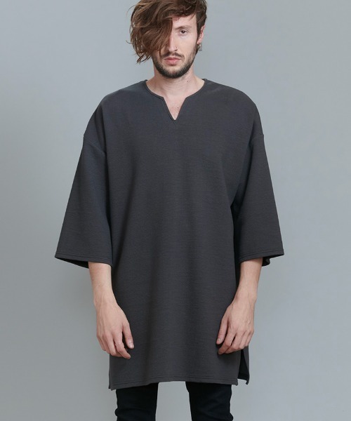 NO ID.(ノーアイディ)の「mlt3898-ハーフスリーブキーネックロングPO プルオーバー(Tシャツ/カットソー・メンズ・ブルーグリーン/ブラック/グレー/ホワイト・ONE SIZE)」の14枚目の写真