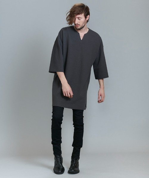 NO ID.(ノーアイディ)の「mlt3898-ハーフスリーブキーネックロングPO プルオーバー(Tシャツ/カットソー・メンズ・ブルーグリーン/ブラック/グレー/ホワイト・ONE SIZE)」の16枚目の写真