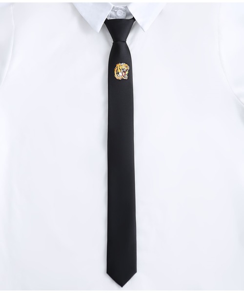 Sakka(サッカ)の「イージーフィット ナロータイ(ネクタイ・メンズ・ネイビー/グレー/ゴールド/ネイビー系2/ネイビー系3/ワイン/ブラック系その他2/ブラック系その他3/ブラック系その他4/ブラック系その他6/グレー系その他2/ブラック系/ブラック系1/ブラック系2/ブラック系3/ブラック系その他/ネイビー系/ワイン系/ワイン系1/ブラック系その他7/ブラック/レッド/ブルー/ホワイト/ピンク/イエロー・MEDIUM/FREE/M)」の10枚目の写真