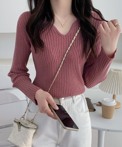 ABITOKYO（アビトーキョー）の「Vネックミドル丈リブニットプルオー（ニット/セーター・レディース・ブラック/ベージュ/イエロー/ブルーグレー/グレイッシュベージュ/ネイビー/チャコールグレー/スモークピンク・FREE）」の8枚目の写真