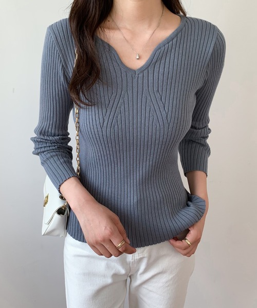 ABITOKYO（アビトーキョー）の「Vネックミドル丈リブニットプルオー（ニット/セーター・レディース・ブラック/ベージュ/イエロー/ブルーグレー/グレイッシュベージュ/ネイビー/チャコールグレー/スモークピンク・FREE）」の17枚目の写真