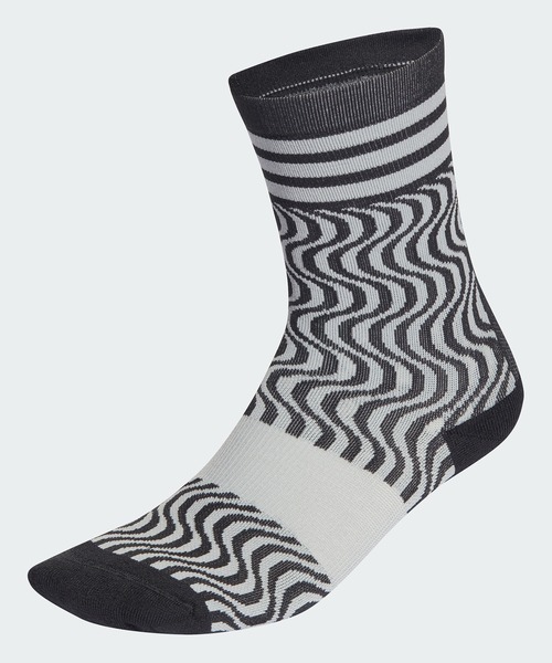 adidas by Stella McCartney（アディダスバイステラマッカートニー）の「【adidas by Stella McCartney】 クルーソックス（レディース）（ソックス/靴下・レディース・ホワイト/ブラック・SMALL/MEDIUM）」の2枚目の写真