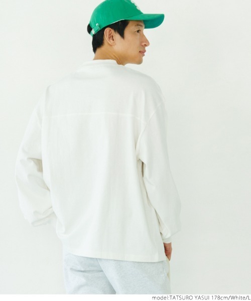 coca（coca）（コカ）の「ヘビーウェイト フットボールロングTシャツ（Tシャツ/カットソー・メンズ・オレンジ/ホワイト/ブラック/ダークグリーン/ネイビー/ベージュ/グレー/ターコイズブルー/カーキ/ピンク/ブルー/ライトベージュ/チャコール/グレイッシュベージュ/ワイン・M/L/XL）」の16枚目の写真