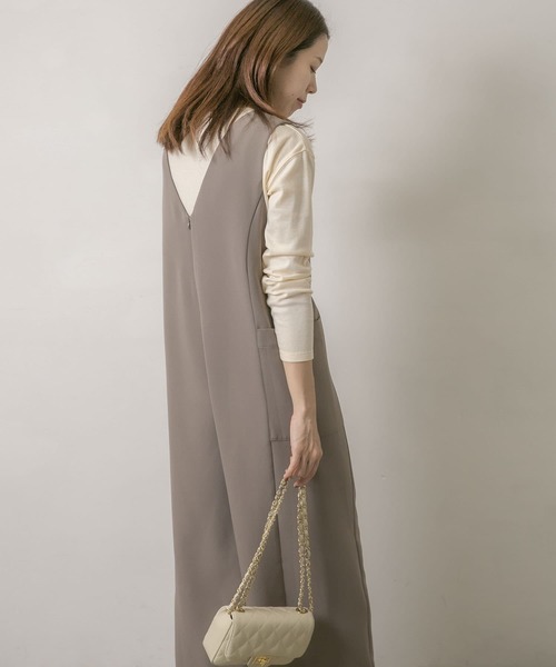 URBAN RESEARCH Sonny Label（アーバンリサーチサニーレーベル）の「マシンウォッシャブルVネックサロペット（サロペット/オーバーオール・レディース・ブラック/グレー系その他・FREE）」の16枚目の写真