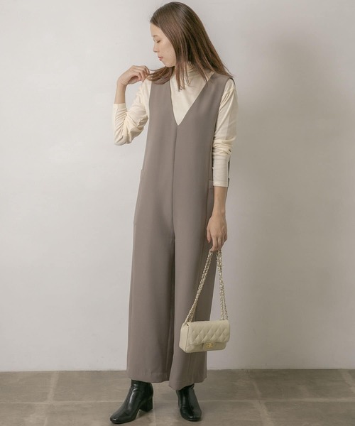 URBAN RESEARCH Sonny Label（アーバンリサーチサニーレーベル）の「マシンウォッシャブルVネックサロペット（サロペット/オーバーオール・レディース・ブラック/グレー系その他・FREE）」の18枚目の写真