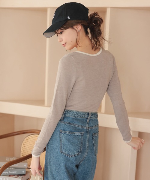 Isn't She?(イズントシー)の「シアーパイピングトップス(Tシャツ/カットソー・レディース・ベージュ/アイボリー/パープル/ブラック・FREE)」の19枚目の写真