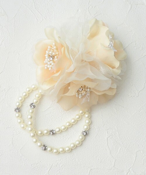 SHOO・LA・RUE（シューラルー）の「◆【入卒/セレモニー】ゴージャスブレスコサージュ（ブローチ/コサージュ・レディース・ライトベージュ/オフホワイト/ピンク系/ネイビー・00）」の2枚目の写真