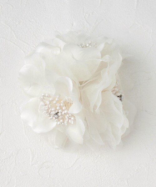 SHOO・LA・RUE（シューラルー）の「◆【入卒/セレモニー】ゴージャスブレスコサージュ（ブローチ/コサージュ・レディース・ライトベージュ/オフホワイト/ピンク系/ネイビー・00）」の5枚目の写真