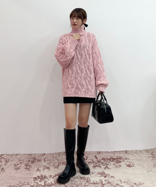 EPIMI E'PIMMY（エピミエピミー）の「オーバータートルケーブルチュニックニット（ニット/セーター・レディース・オリーブ/ブラック/オフホワイト/ピンク・MEDIUM）」の17枚目の写真