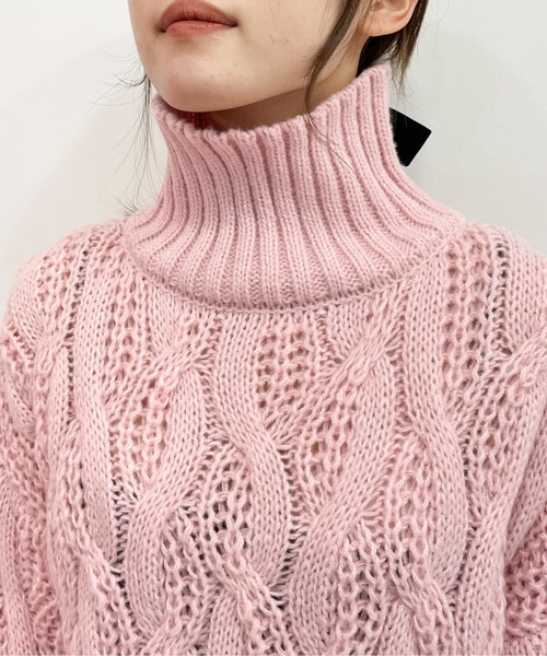 EPIMI E'PIMMY（エピミエピミー）の「オーバータートルケーブルチュニックニット（ニット/セーター・レディース・オリーブ/ブラック/オフホワイト/ピンク・MEDIUM）」の8枚目の写真