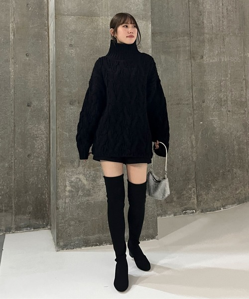 EPIMI E'PIMMY（エピミエピミー）の「オーバータートルケーブルチュニックニット（ニット/セーター・レディース・オリーブ/ブラック/オフホワイト/ピンク・MEDIUM）」の21枚目の写真