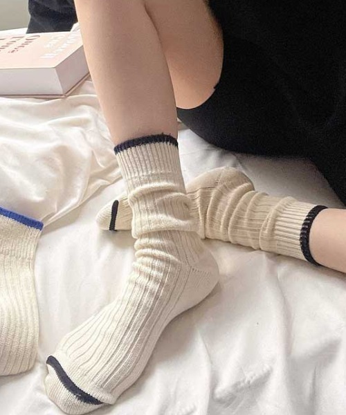 Vipoa（ヴィポア）の「ラインベーシックリブソックス（ソックス/靴下・レディース・グリーン/ブラック/イエロー/ブルー/ホワイト/レッド・FREE）」の14枚目の写真