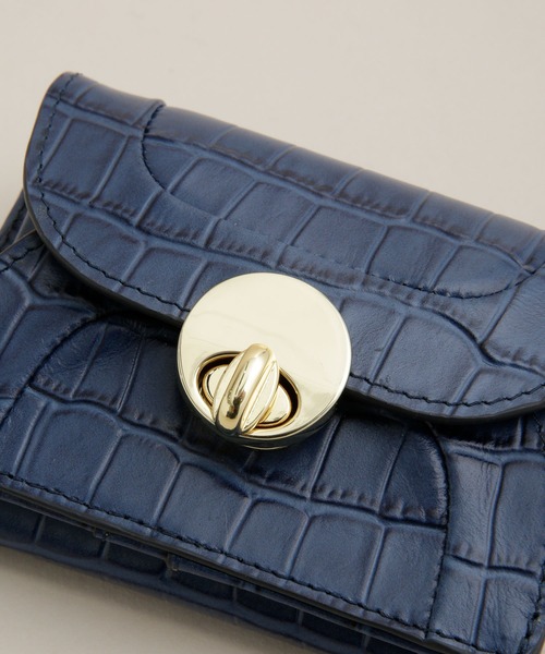 HASHIBAMI（ハシバミ）の「Hashibami/ラウンド クロコ型押し 3つ折り財布（財布・レディース・ブラウン/ネイビー・FREE）」の5枚目の写真