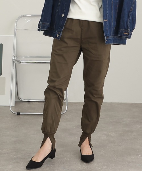 ElegChic(エレグシック)の「裾リブ スリット ジョガーパンツ(スウェットパンツ・レディース・ベージュ/カーキ/ブラック・XL/XXL/4L/L/M)」の7枚目の写真