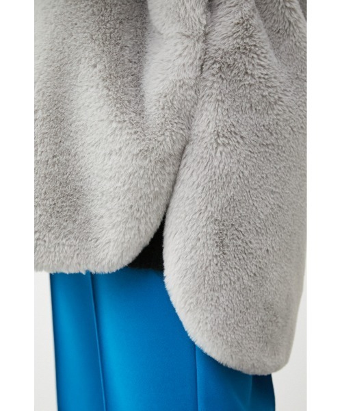 AZUL by moussy(アズールバイマウジー)の「FLUFFY BIG COLLAR COAT/フラッフィービッグカラーコート(その他アウター・レディース・ダークグリーン/ライトグレー・SMALL/MEDIUM)」の16枚目の写真