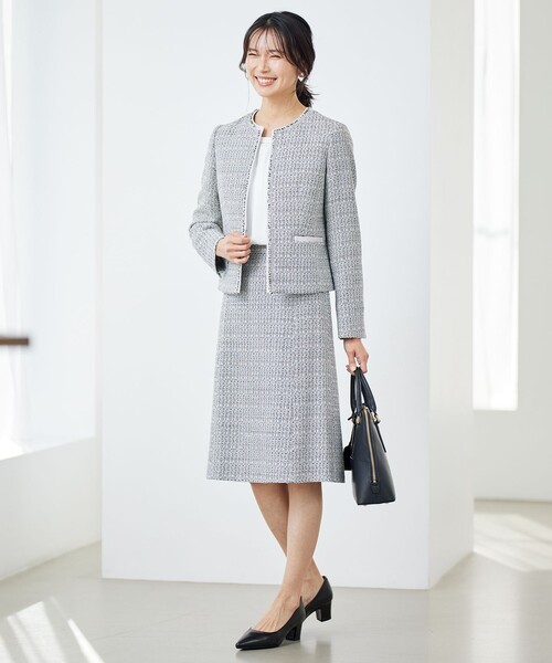 23区(ニジュウサンク)の「【セットアップ対応】ライトシャインツイード ノーカラー ジャケット(ノーカラージャケット・レディース・ブラック系1/ネイビー系/スカイブルー系/アイボリー系・38/40/42/36)」の7枚目の写真