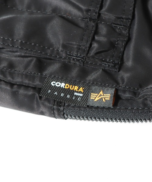 Alpha Industries（アルファインダストリーズ）の「ALPHA INDUSTRIES/アルファインダストリーズ  UTILITY POCKET SACOCHE CORDURA サコッシュ（ショルダーバッグ・メンズ・ブラック/オリーブ・FREE）」の6枚目の写真