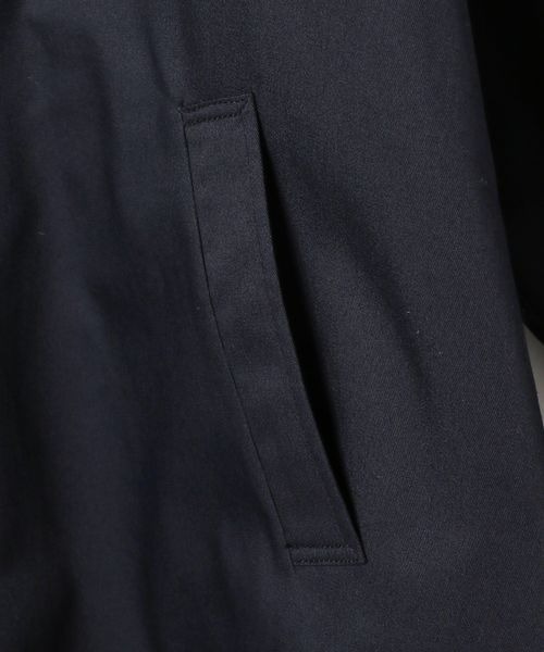 LOWRYS FARM（ローリーズファーム）の「カルステンカラーコート　171856（ステンカラーコート・キッズ・ネイビー/ベージュ・130/140/150/120）」の6枚目の写真