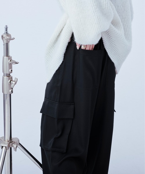 Ellno Loset（エルノロゼット）の「2wayカーゴパンツ（カーゴパンツ・メンズ・ブラック/チャコールグレー・SMALL/MEDIUM/LARGE）」の6枚目の写真