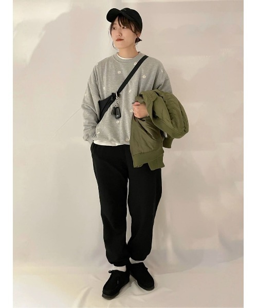 Right-on（ライトオン）の「【Refurbish】ワイドスウェットパンツ（スウェットパンツ・メンズ・ブラック/オフホワイト・S/L/M）」の21枚目の写真