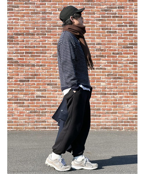 Right-on（ライトオン）の「【Refurbish】ワイドスウェットパンツ（スウェットパンツ・メンズ・ブラック/オフホワイト・S/L/M）」の14枚目の写真
