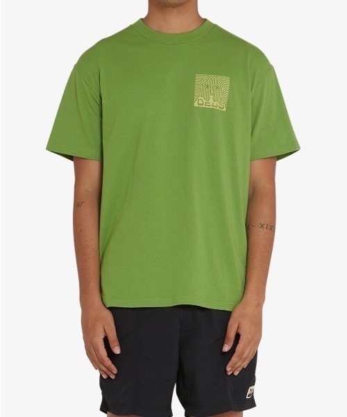 DEUS EX MACHINA(デウスエクスマキナ)の「UV TEE(Tシャツ/カットソー・メンズ・グリーン/オレンジ・SMALL/MEDIUM/LARGE)」の2枚目の写真