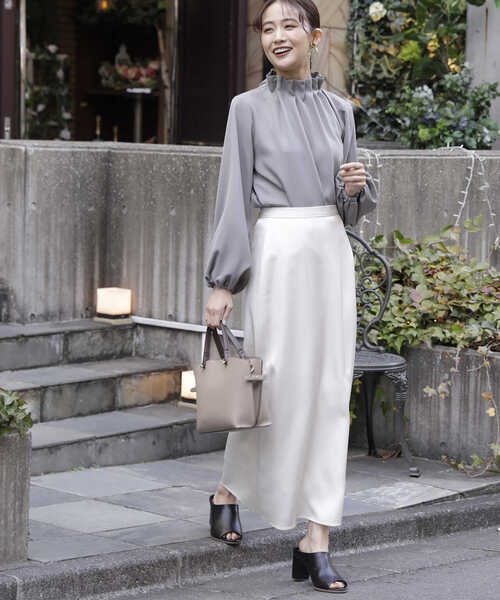 N.（N. Natural Beauty Basic）（エヌエヌナチュラルビューティーベーシック）の「【S Size Line】◆サテンストレートスカート（スカート・レディース・スミクロ/ナチュラル/カーキ・SMALL/MEDIUM）」の21枚目の写真