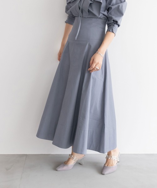 RANDA（ランダ）の「【選べる丈感】ハイウエストフレアスカート（スカート・レディース・ブルー/クリーム/インディゴブルー・FREE/TM）」の3枚目の写真