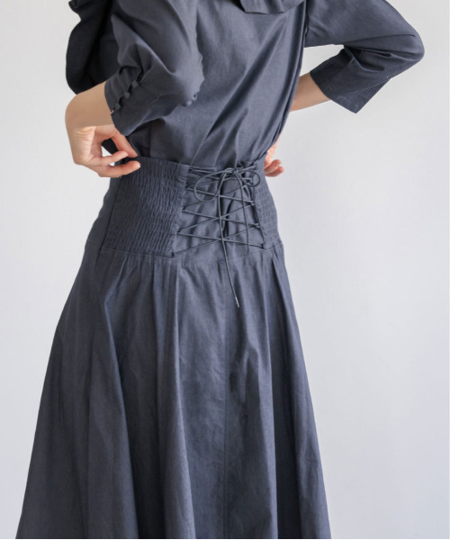 RANDA（ランダ）の「【選べる丈感】ハイウエストフレアスカート（スカート・レディース・ブルー/クリーム/インディゴブルー・FREE/TM）」の6枚目の写真