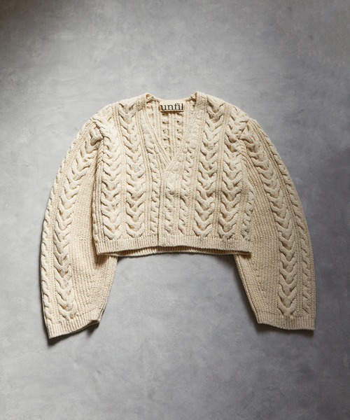 UNFIL(アンフィル)の「unfil アンフィル / cotton & lambs wool cable-knit cropped cardigan コットン&ラムウール ケーブルニット クロップドカーディガン / WHFL-UW120(カーディガン/ボレロ・レディース・アイボリー/ライトグレー・1)」の18枚目の写真