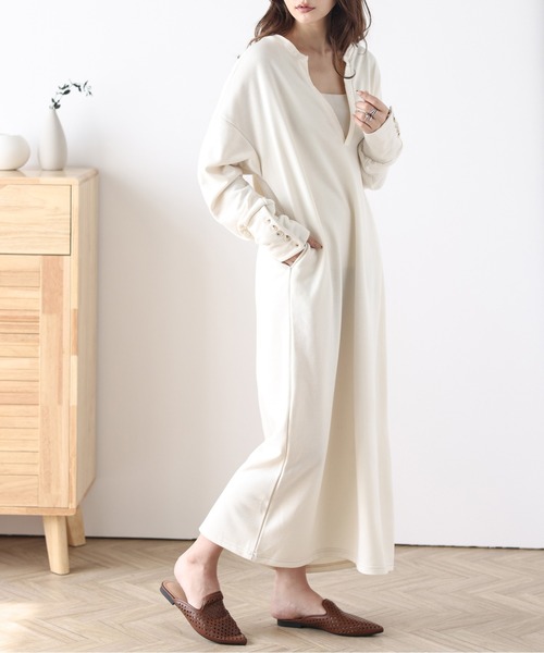AMELY（エミリー）の「Vネックワンピース（ワンピース・レディース・ベージュ/ブラック/アイボリー/ライトグレー・フリー）」の18枚目の写真