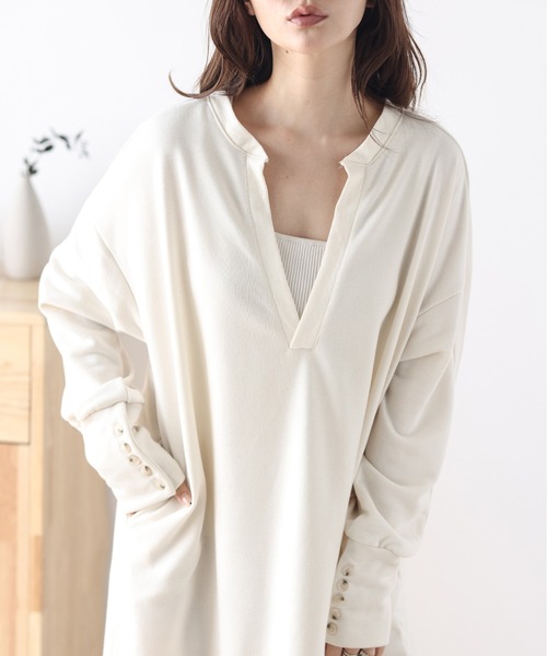 AMELY（エミリー）の「Vネックワンピース（ワンピース・レディース・ベージュ/ブラック/アイボリー/ライトグレー・フリー）」の15枚目の写真