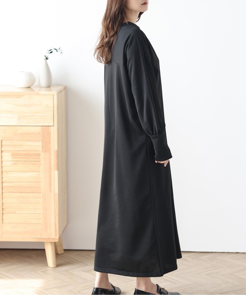 AMELY（エミリー）の「Vネックワンピース（ワンピース・レディース・ベージュ/ブラック/アイボリー/ライトグレー・フリー）」の5枚目の写真