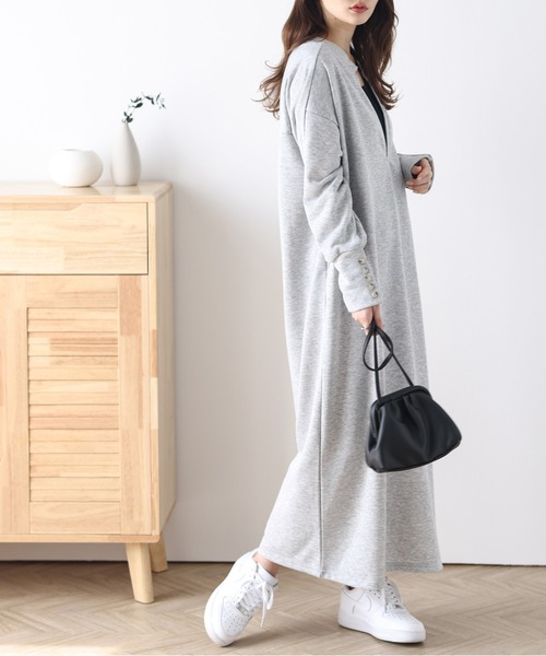 AMELY（エミリー）の「Vネックワンピース（ワンピース・レディース・ベージュ/ブラック/アイボリー/ライトグレー・フリー）」の13枚目の写真