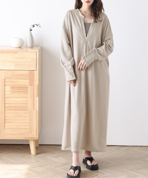 AMELY（エミリー）の「Vネックワンピース（ワンピース・レディース・ベージュ/ブラック/アイボリー/ライトグレー・フリー）」の22枚目の写真
