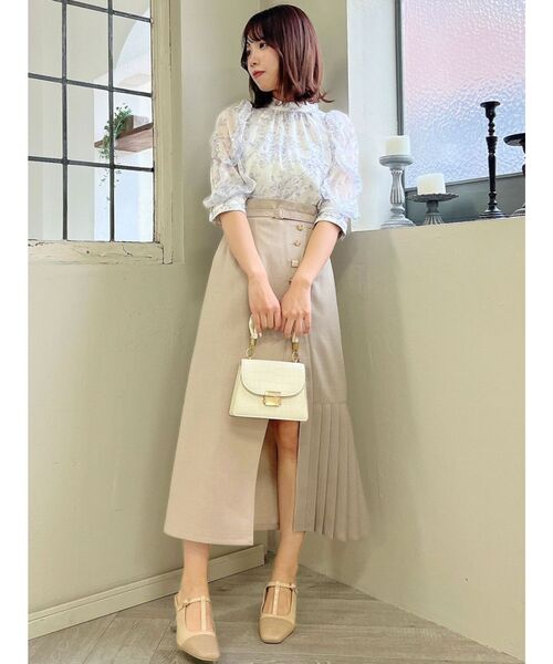 dazzlin（ダズリン）の「アシメプリーツラップスカート（スカート・レディース・アイボリー/ブラック/カーキ・SMALL/MEDIUM）」の4枚目の写真