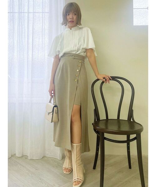 dazzlin（ダズリン）の「アシメプリーツラップスカート（スカート・レディース・アイボリー/ブラック/カーキ・SMALL/MEDIUM）」の7枚目の写真