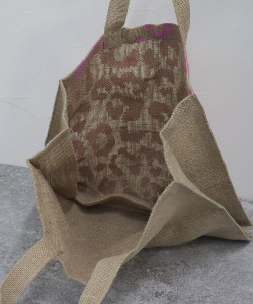 MAISON BENGAL（マイソンベンガル）の「【Maison Bengal/メゾンベンガル】ジュートアニマルプリントトートバッグ（トートバッグ・レディース・ブラック系その他/ピンク系その他・FREE）」の4枚目の写真