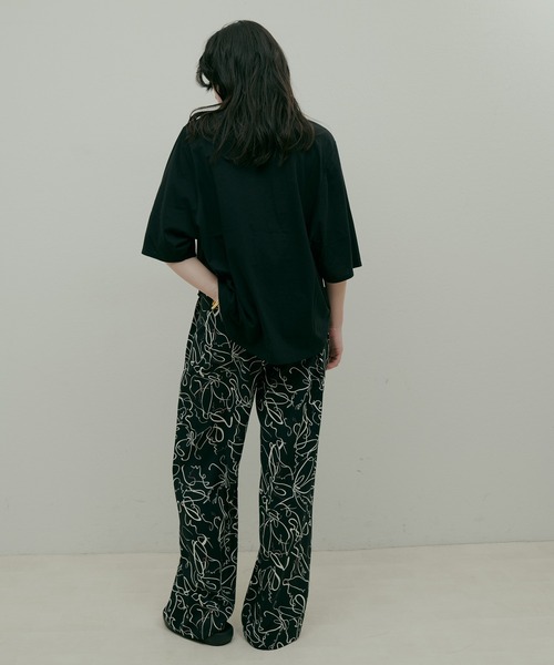 LARUTA(ラルータ)の「【LARUTA】ニュアンスゆるT(Tシャツ/カットソー・レディース・ブラック/ベージュ/オフホワイト/ピンク・FREE)」の20枚目の写真