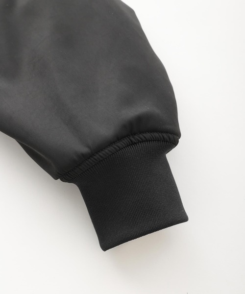 MILKFED.（ミルクフェド）の「REVERSIBLE MA-1 FLIGHT JACKET（MA-1・レディース・ブラック/オリーブ/ベージュ・ONE SIZE）」の22枚目の写真