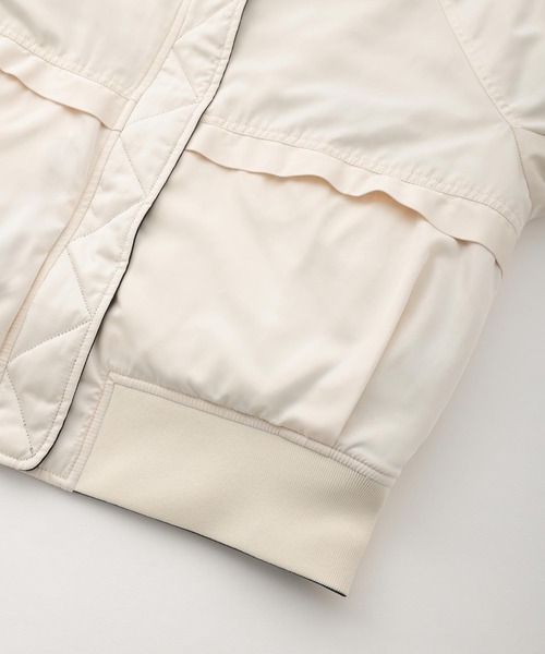 MILKFED.（ミルクフェド）の「REVERSIBLE MA-1 FLIGHT JACKET（MA-1・レディース・ブラック/オリーブ/ベージュ・ONE SIZE）」の20枚目の写真