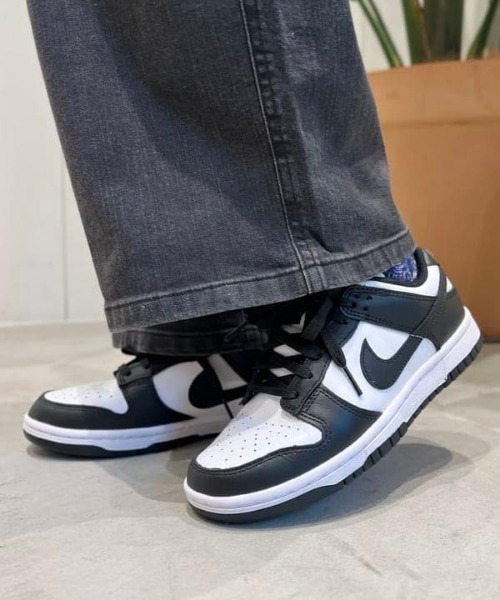 NIKE（ナイキ）の「NIKE / WMNS DUNK LOW（スニーカー・レディース・ブラック・23.5/24/24.5/25/23）」の8枚目の写真