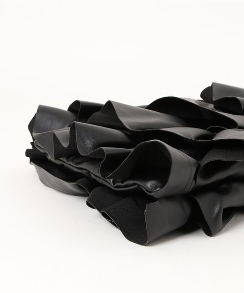 ammy.（エイミードット）の「【 ammy. / エイミードット 】 フリル トートバッグ（トートバッグ・レディース・シルバー/ホワイト/ブラック・FREE）」の4枚目の写真