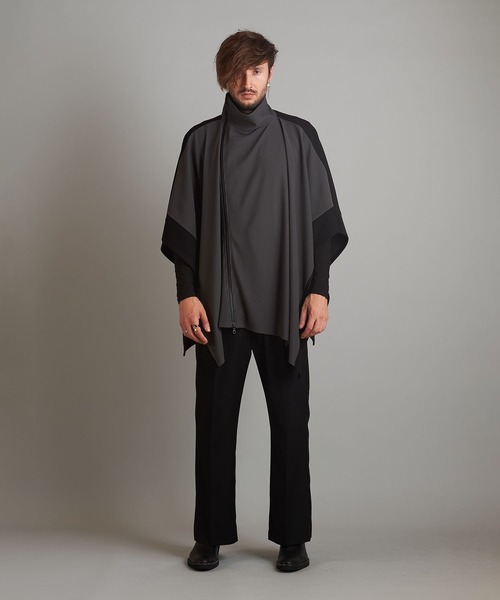 NO ID.（ノーアイディ）の「【NO ID.】3WAY Rib Zip Poncho / 3ウェイ リブ ジップ ポンチョ（ポンチョ・メンズ・アイボリー/ブラック/グレー・ONE SIZE）」の19枚目の写真