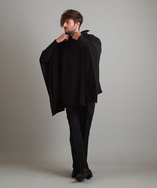 NO ID.（ノーアイディ）の「【NO ID.】3WAY Rib Zip Poncho / 3ウェイ リブ ジップ ポンチョ（ポンチョ・メンズ・アイボリー/ブラック/グレー・ONE SIZE）」の16枚目の写真