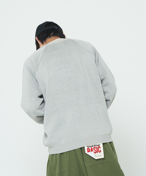 CORISCO（コリスコ）の「ニットソー動物柄ラグランクルー(M1)（ニット/セーター・レディース・ワイン/アイボリー/ブラック/グレー/ネイビー/ナチュラル/ブラック系その他/ブルー・X-LARGE/LARGE/MEDIUM）」の19枚目の写真